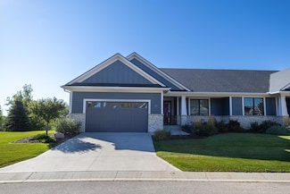 1176 Fox Hill Ct SW, Rochester, MN 55902