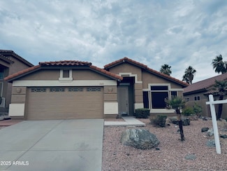 1018 E Hiddenview Dr, Phoenix, AZ 85048