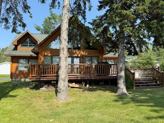5692 Silver Beach Dr, Onaway, MI 49765