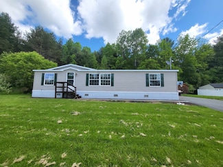 33 Daniels Dr, Barre, VT 05641