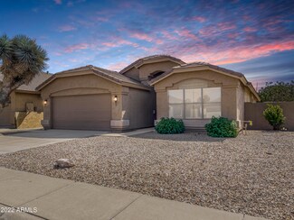 6671 W Oraibi Dr, Glendale, AZ 85308