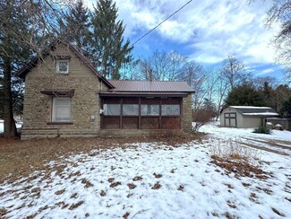 308 Murphy St, Coleman, MI 48618