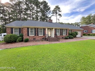 1811 Hermitage Rd NW, Wilson, NC 27896