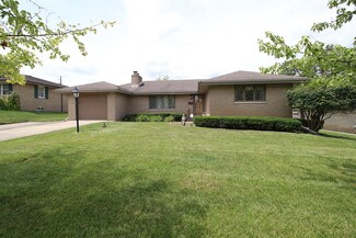 1713 Heiden Ave, Crest Hill, IL 60403