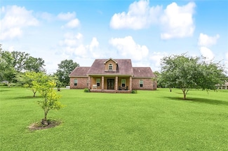233 Perry Ln, Ama, LA 70031