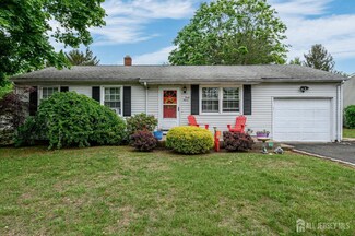47 Brandywine Cir, Piscataway, NJ 08854
