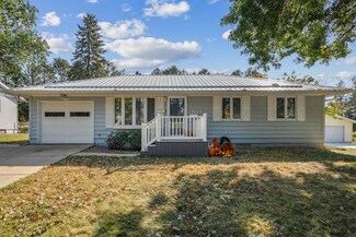 703 Jane St, Waterloo, IA 50701