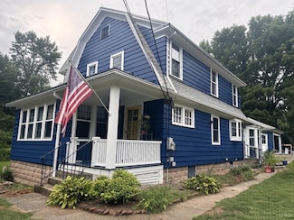 115 Woodbridge St, South Hadley, MA 01075