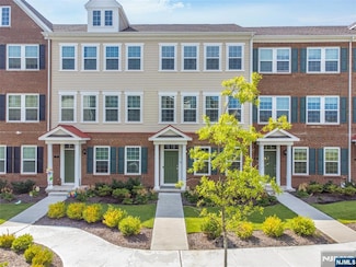 9 Landmark Ln Unit 1003, Fair Lawn, NJ 07410