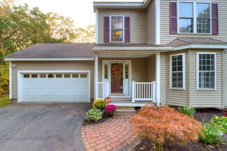 8 Horseshoe Ln Unit A, Kingston, NH 03848