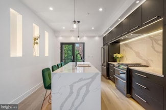 746 Morton St NW Unit 2 -PH, Washington, DC 20010