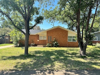 3017 37th St, Lubbock, TX 79413