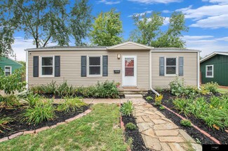826 N 77th Ave, Omaha, NE 68114