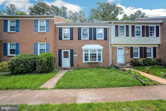 8361 Luce Ct, Springfield, VA 22153