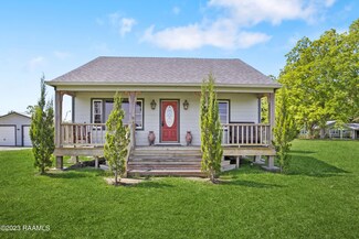 1004 Clodise Huval Rd, Breaux Bridge, LA 70517