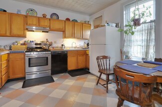 329 Adams St Unit 4, Hoboken, NJ 07030