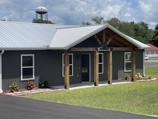 108 N Walnut St, Hohenwald, TN 38462