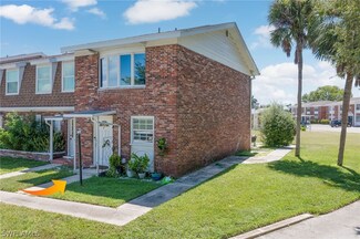 864 Courtington Ln Unit 1, Fort Myers, FL 33919
