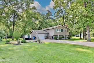 4940 Stewart Rd, Lima, OH 45801