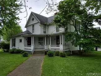 127 W Montford Ave, Ada, OH 45810