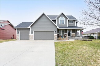 216 Dooley Ct SW, Altoona, IA 50009