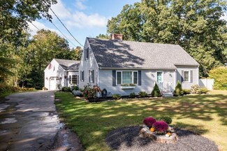 10 Sycamore St, Chelmsford, MA 01824