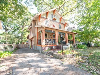 1517 31st St, Des Moines, IA 50311
