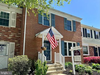 5417 Donnelly Ct, Springfield, VA 22151