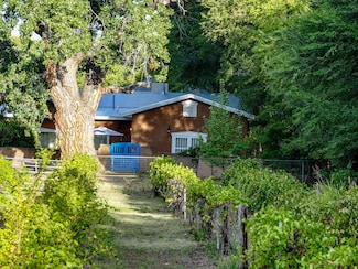 3821 Corrales Rd, Corrales, NM 87048