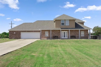 101 Klumpp Ln, Lake Charles, LA 70607