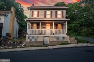 1233 Main St, Slatington, PA 18080