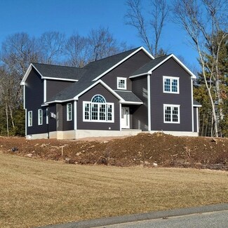 3 Noble Steed Crossing, Southwick, MA 01077