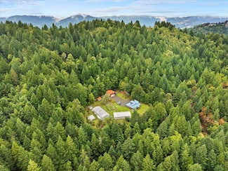 3250 E Blue Rock Rd, Garberville, CA 95542