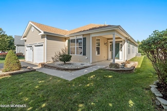 6 Mountain Stream Ct, Barnegat, NJ 08005