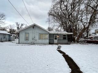 1290 Southport Ave, Benton Harbor, MI 49022