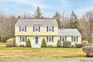161 Buttrick Rd, Hampstead, NH 03841