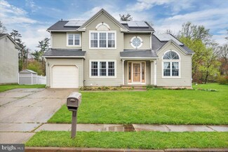21 Honeysuckle Dr, Sicklerville, NJ 08081