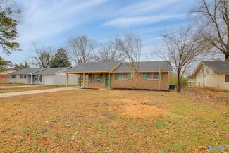 209 Robinson St SW, Decatur, AL 35601