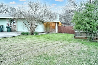 108 Hughson Ct, San Marcos, TX 78666