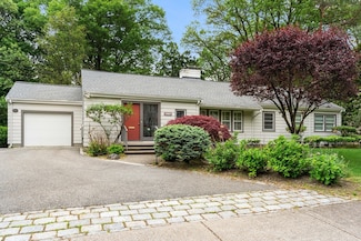 140 Paulson Rd, Waban, MA 02468
