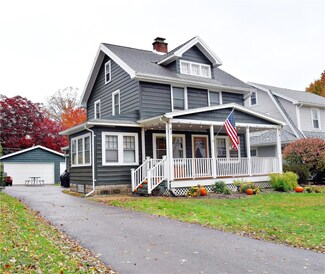 47 Astor Dr, Rochester, NY 14610