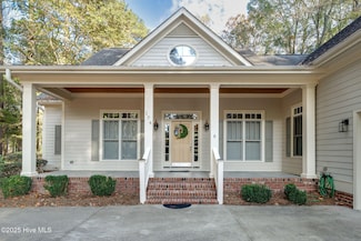 174 Southern Magnolia Ln, Wallace, NC 28466