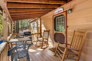 151 33rd St, Ellijay, GA 30540