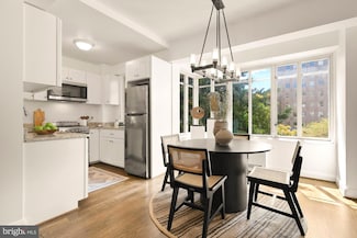 1727 Massachusetts Ave NW Unit 307, Washington, DC 20036