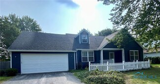 2161 Plum Leaf Ln, Toledo, OH 43614