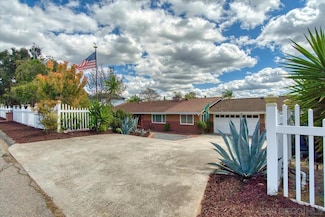 1545 Hidden Mesa Rd, El Cajon, CA 92019