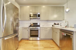 627 Washington St Unit 1, Hoboken, NJ 07030