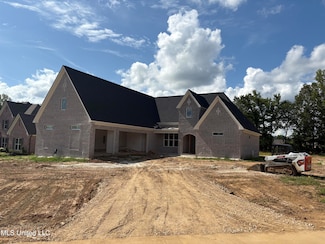 1558 John Thomas Cove, Hernando, MS 38632
