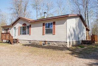 4684 Lower Ten Mile Lake Rd NW, Hackensack, MN 56452