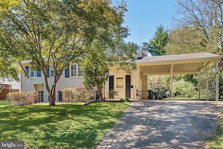 2892 Balmoral Dr, Rockville, MD 20850